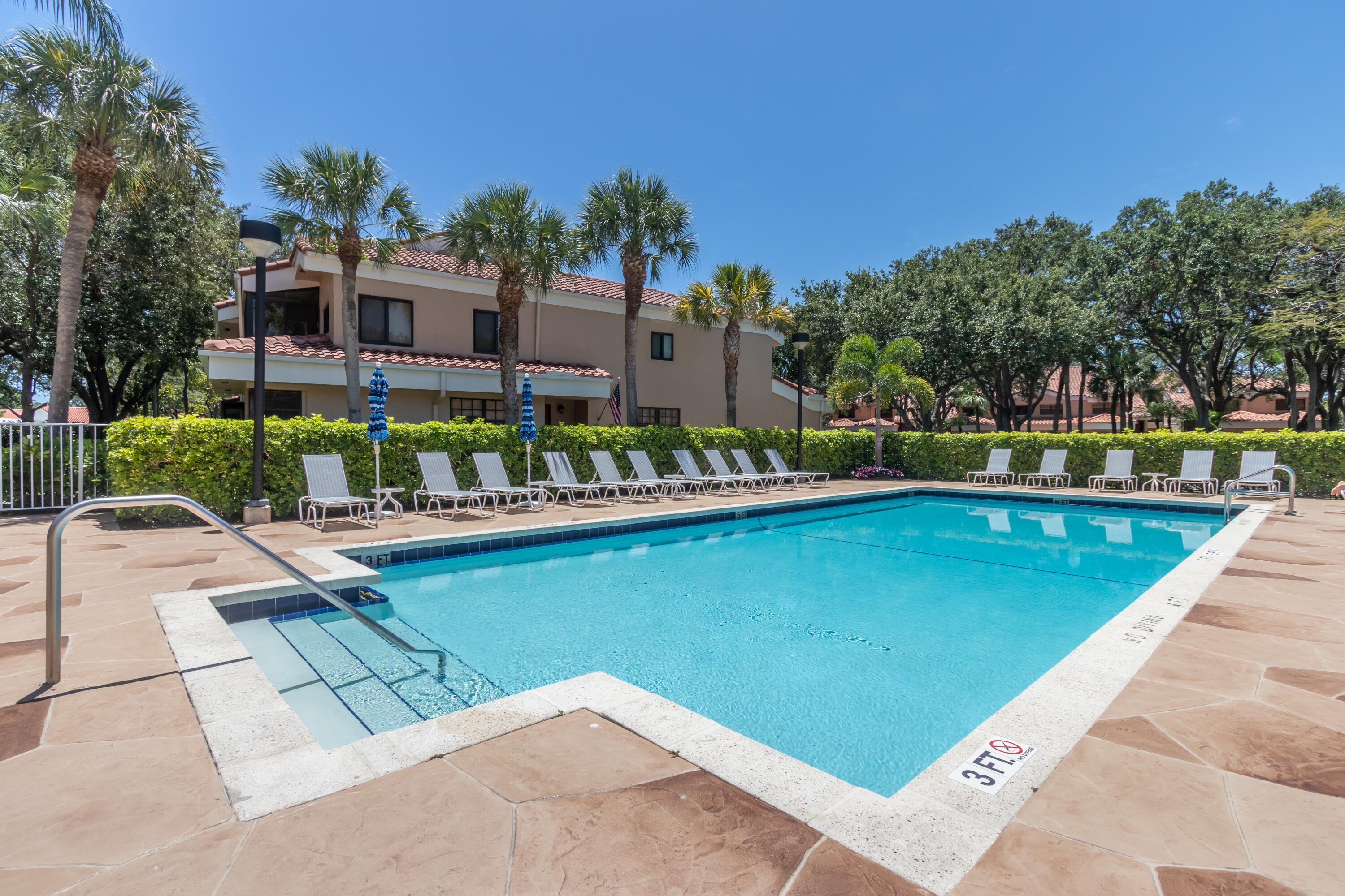 17372 Boca Club Boulevard, Unit 404 Boca Raton, FL 33487 - Photo 17 of 41 IMG_8693