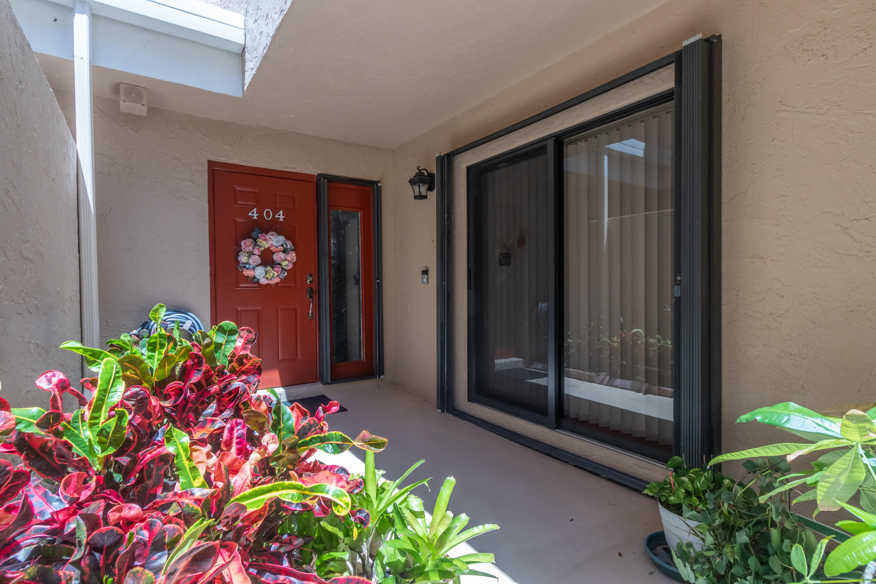17372 Boca Club Boulevard, Unit 404 Boca Raton, FL 33487 - Photo 2 of 41 IMG_8622
