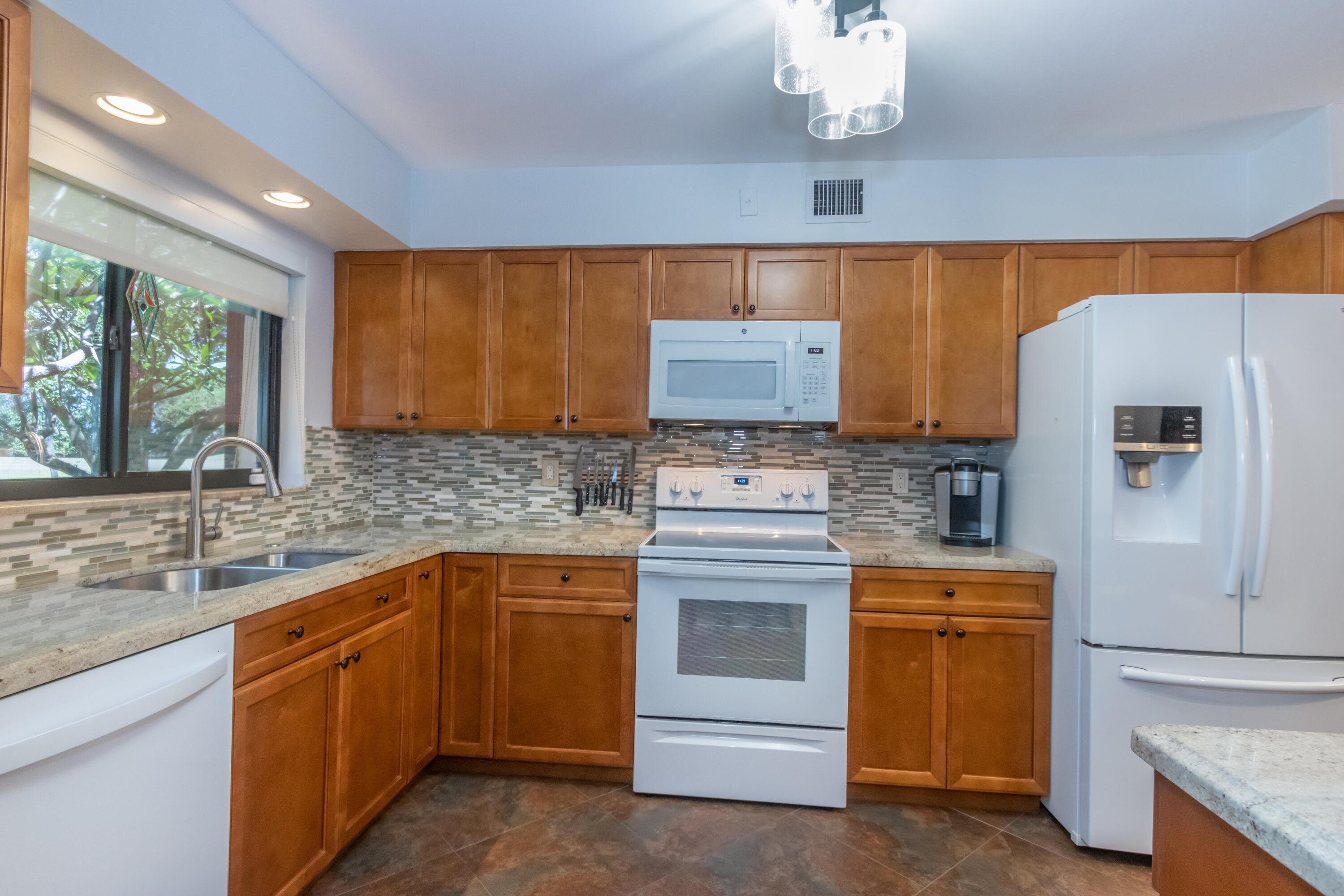 17372 Boca Club Boulevard, Unit 404 Boca Raton, FL 33487 - Photo 6 of 41 IMG_8581-Edit