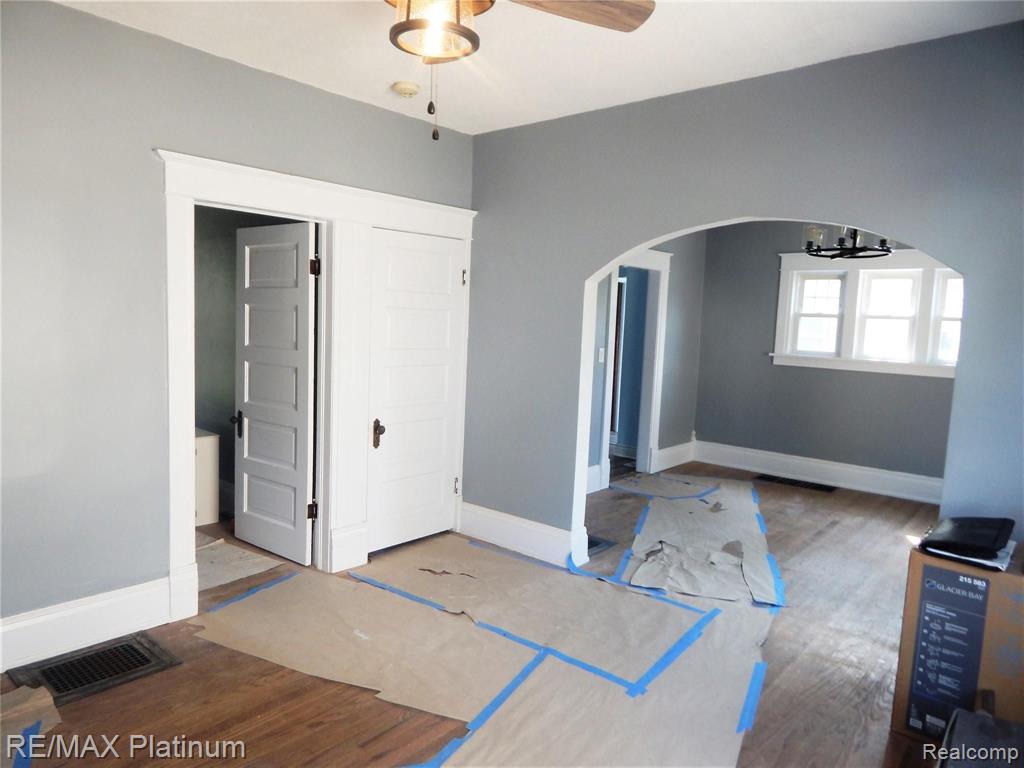 116 Jewett Street Howell, MI 48843 - Photo 14 of 66