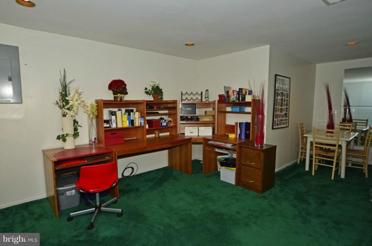 2005 Turtle Pond Drive Reston, VA 20191 - Photo 9 of 28 Interior (General)