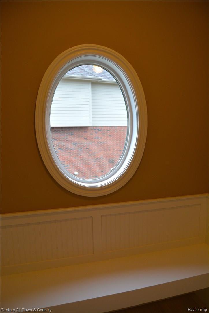 2830 North Addison Circle Rochester, MI 48306 - Photo 15 of 24 DSC_1303.jpg