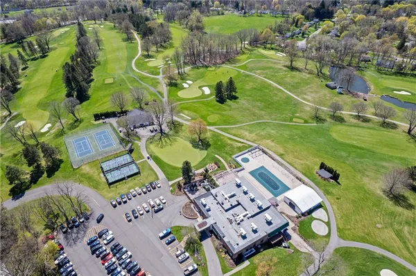 $604,675 | 23 Eagle Hollow, Penfield, NY 14526