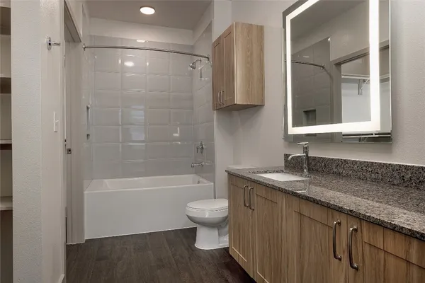 $2,142 | 8900 Six Pines Drive, Unit 662, The Woodlands, TX 77380