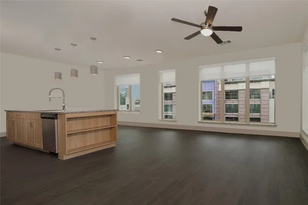 $2,142 | 8900 Six Pines Drive, Unit 662, The Woodlands, TX 77380
