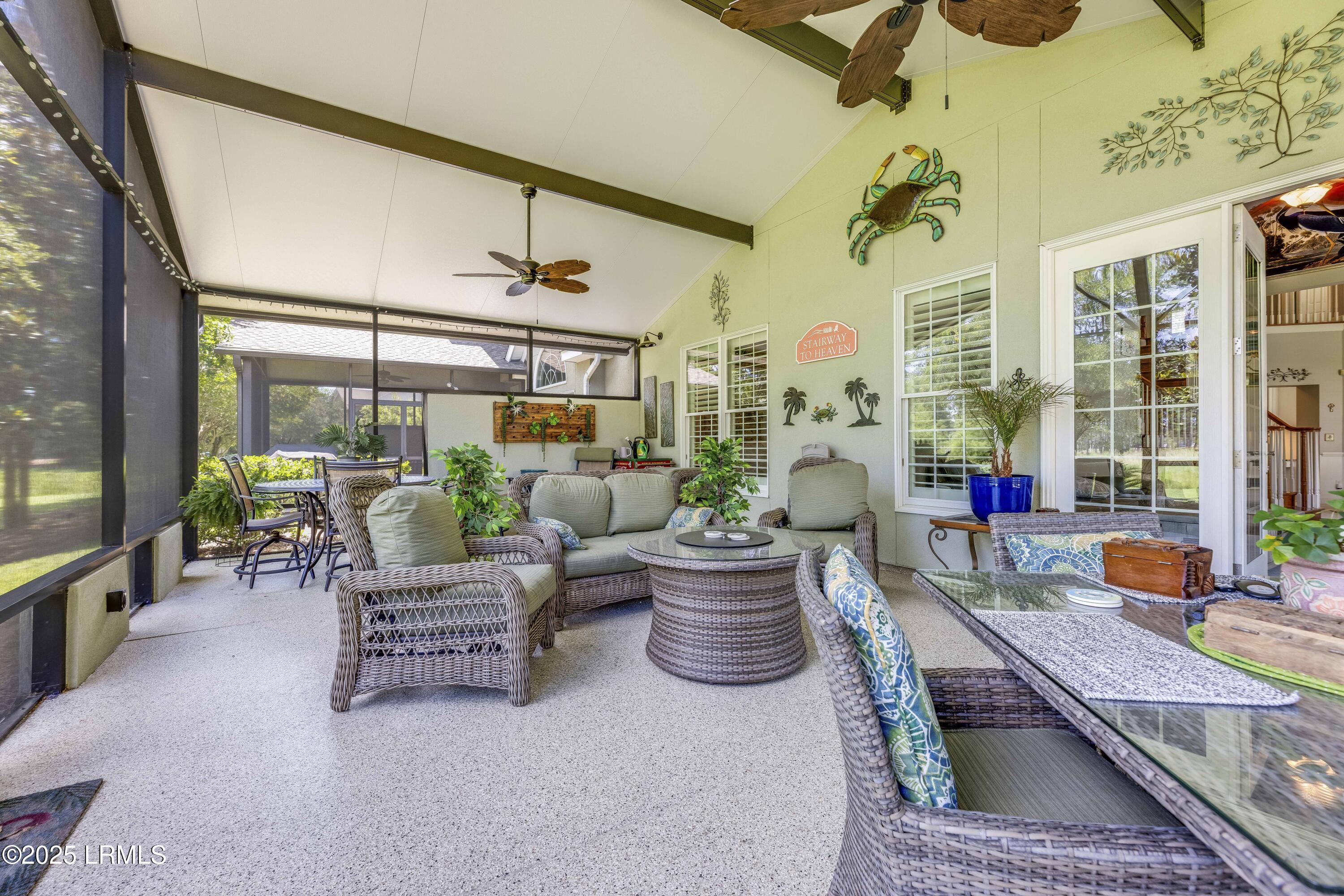 300 Persimmon Circle Hardeeville, SC 29927 - Photo 3 of 60 300 Persimmon Cir (41 of 65)