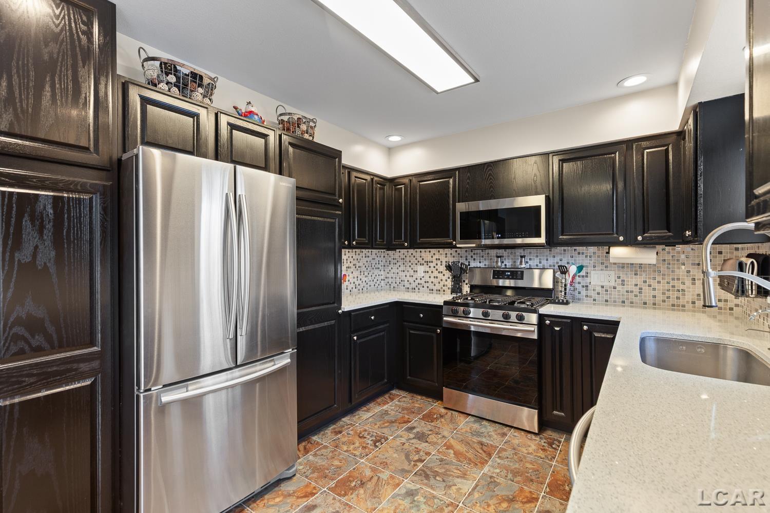 2634 Spielman Road Adrian, MI 49221 - Photo 10 of 41