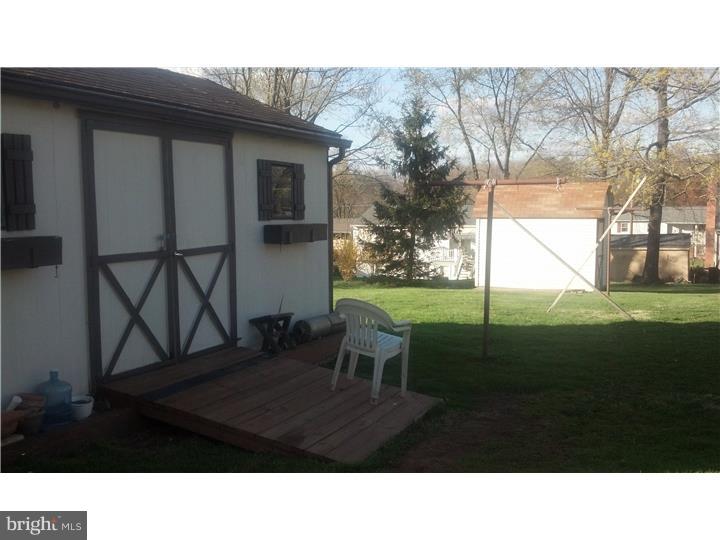 19 Melvin Road Telford, PA 18969 - Photo 3 of 5 Back Yard