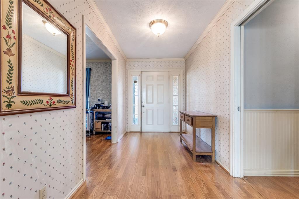 453 County Road 371 Anna, TX 75409 - Photo 6 of 26 a view of empty room with wooden floor