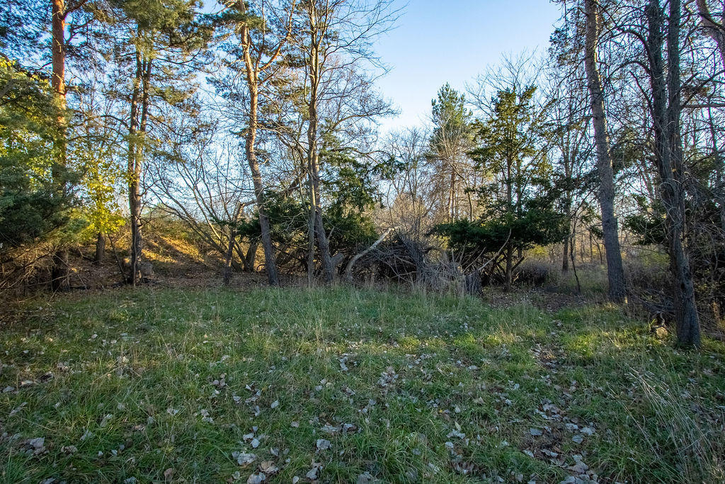 2030 Lake Lansing Road Lansing, MI 48912 - Photo 11 of 13 Exteriors-9