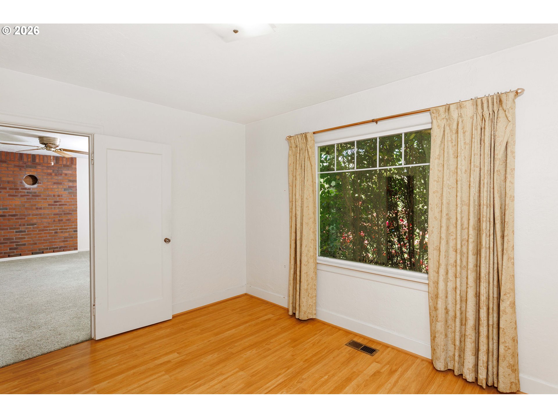 5010 Southwest Miles Street Portland, OR 97219 - Photo 14 of 30 Gallery Image 14
