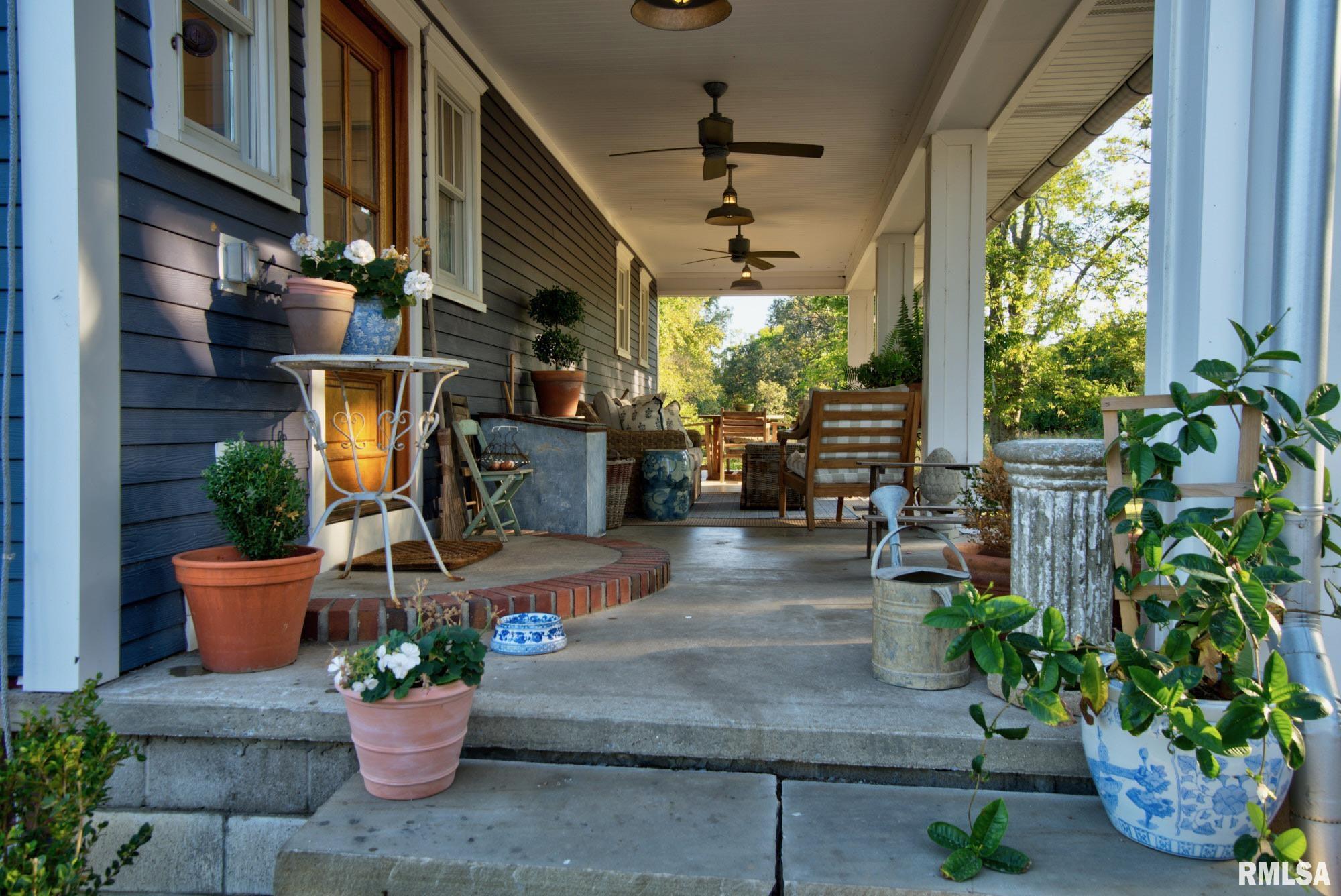 2021 Oglesby Road Harrisburg, IL 62946 - Photo 13 of 87