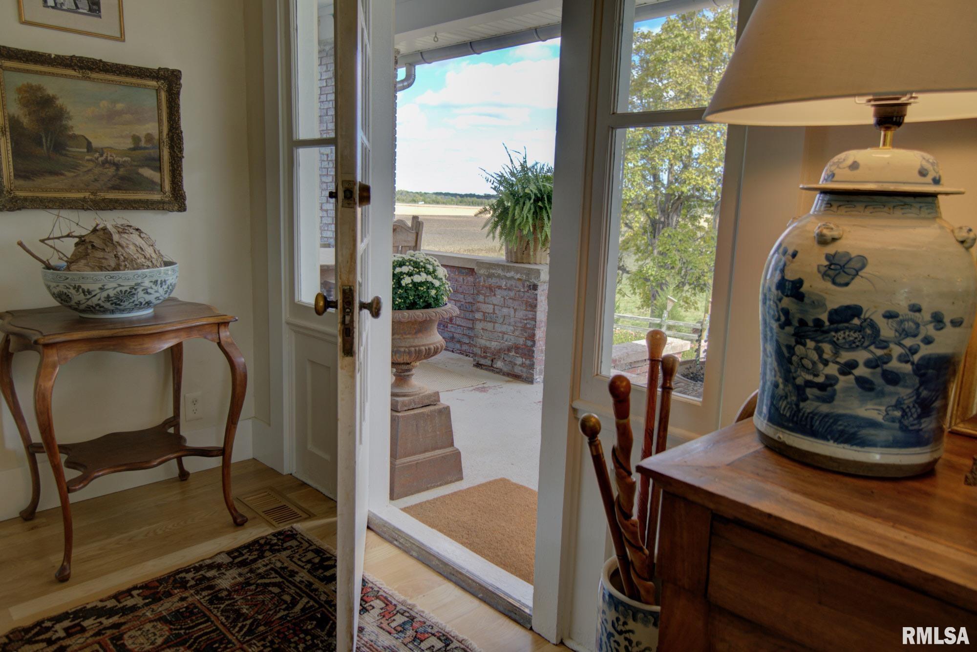 2021 Oglesby Road Harrisburg, IL 62946 - Photo 16 of 87