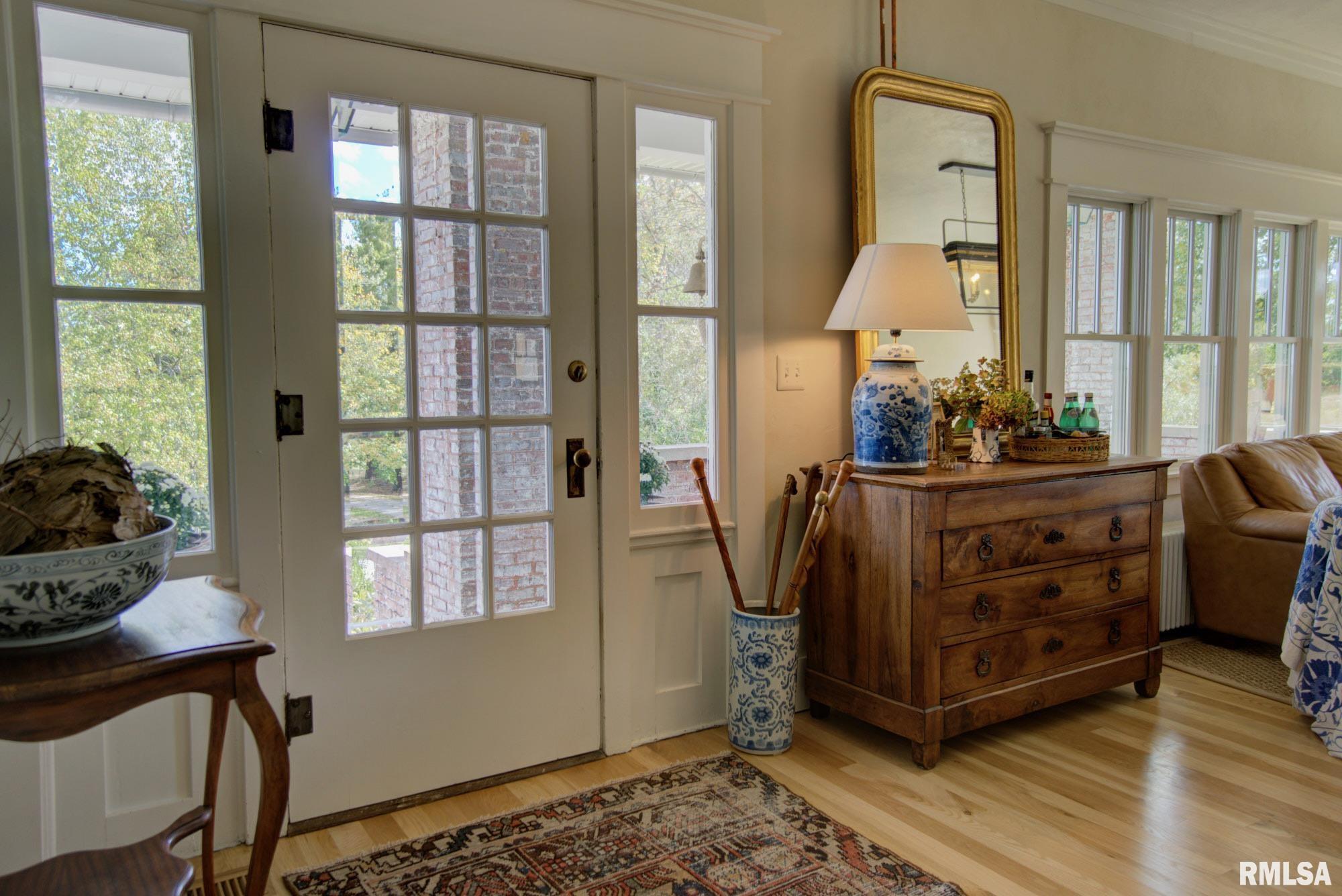 2021 Oglesby Road Harrisburg, IL 62946 - Photo 17 of 87