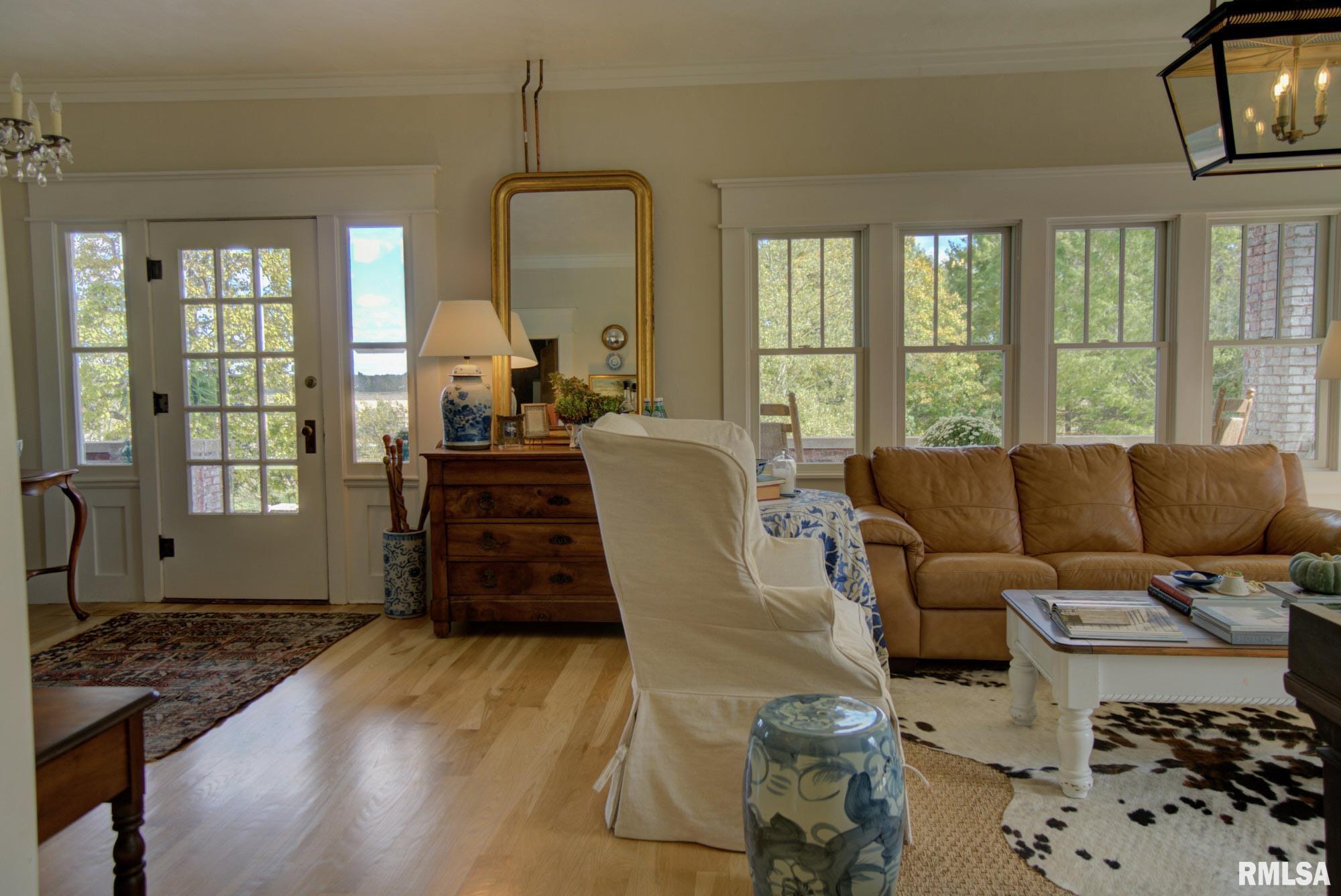 2021 Oglesby Road Harrisburg, IL 62946 - Photo 20 of 87