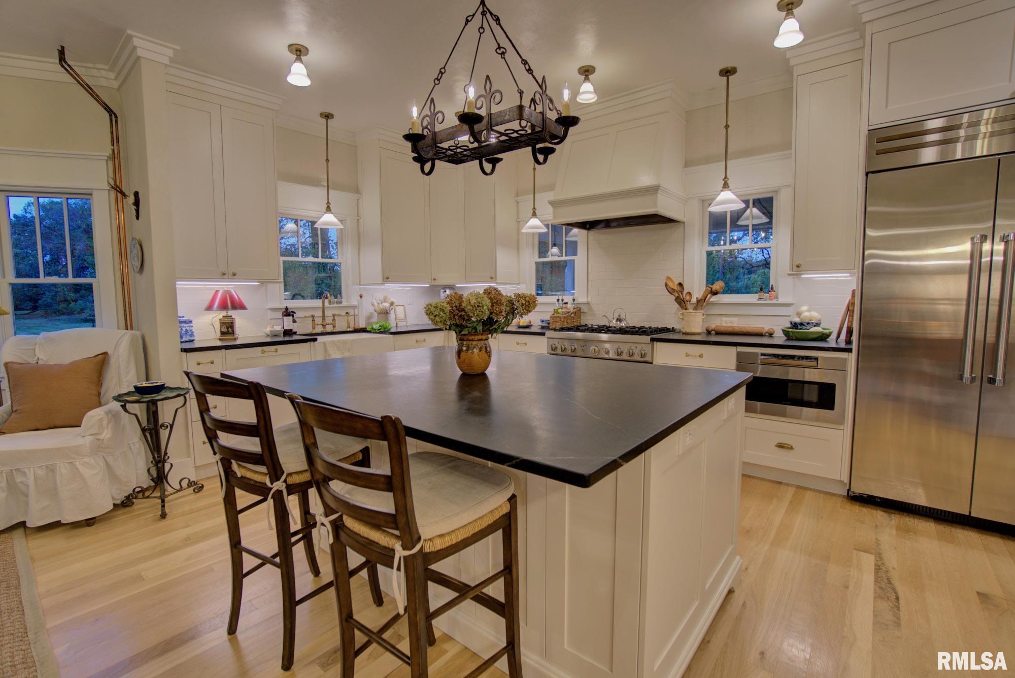 2021 Oglesby Road Harrisburg, IL 62946 - Photo 29 of 87