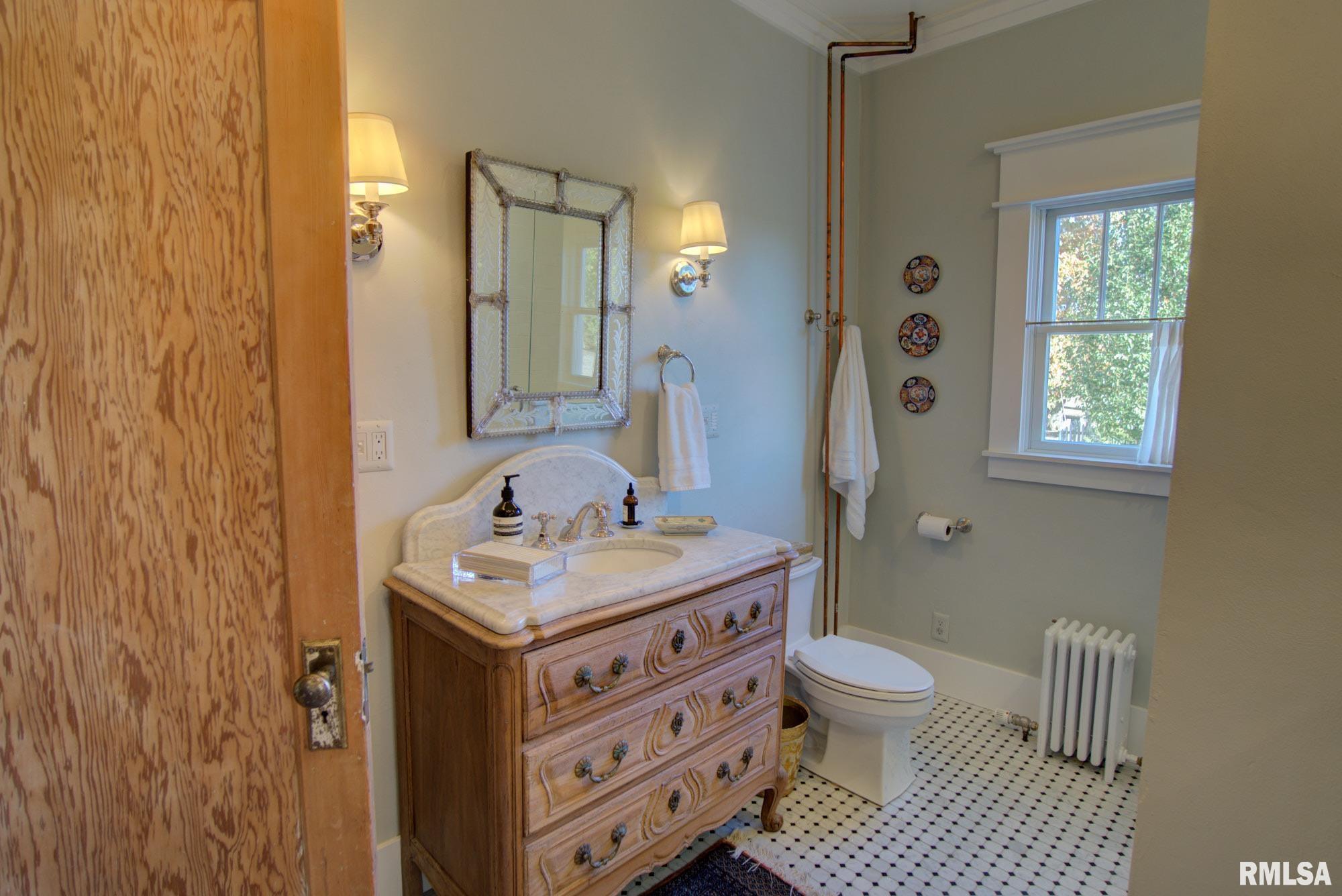 2021 Oglesby Road Harrisburg, IL 62946 - Photo 41 of 87