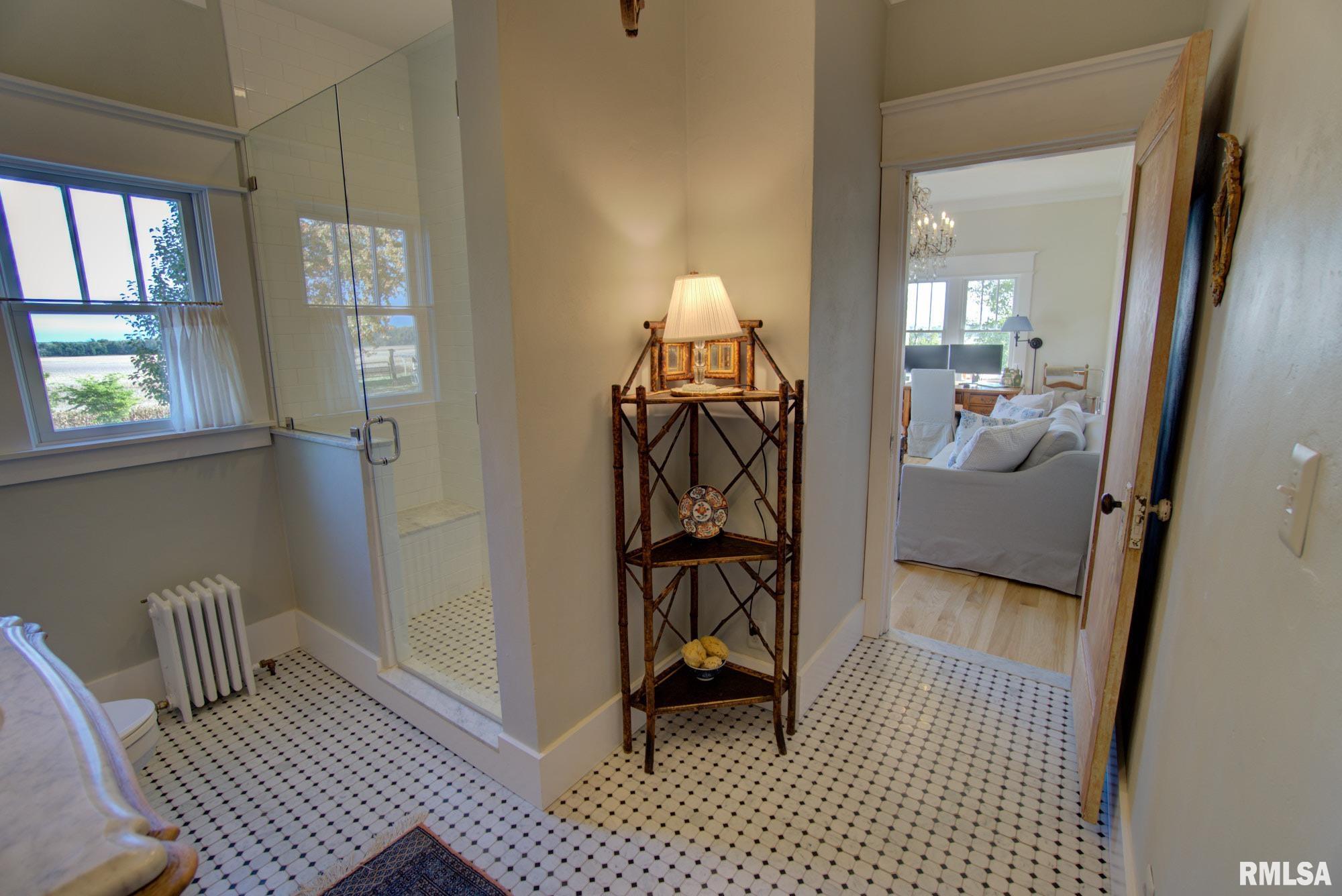 2021 Oglesby Road Harrisburg, IL 62946 - Photo 46 of 87