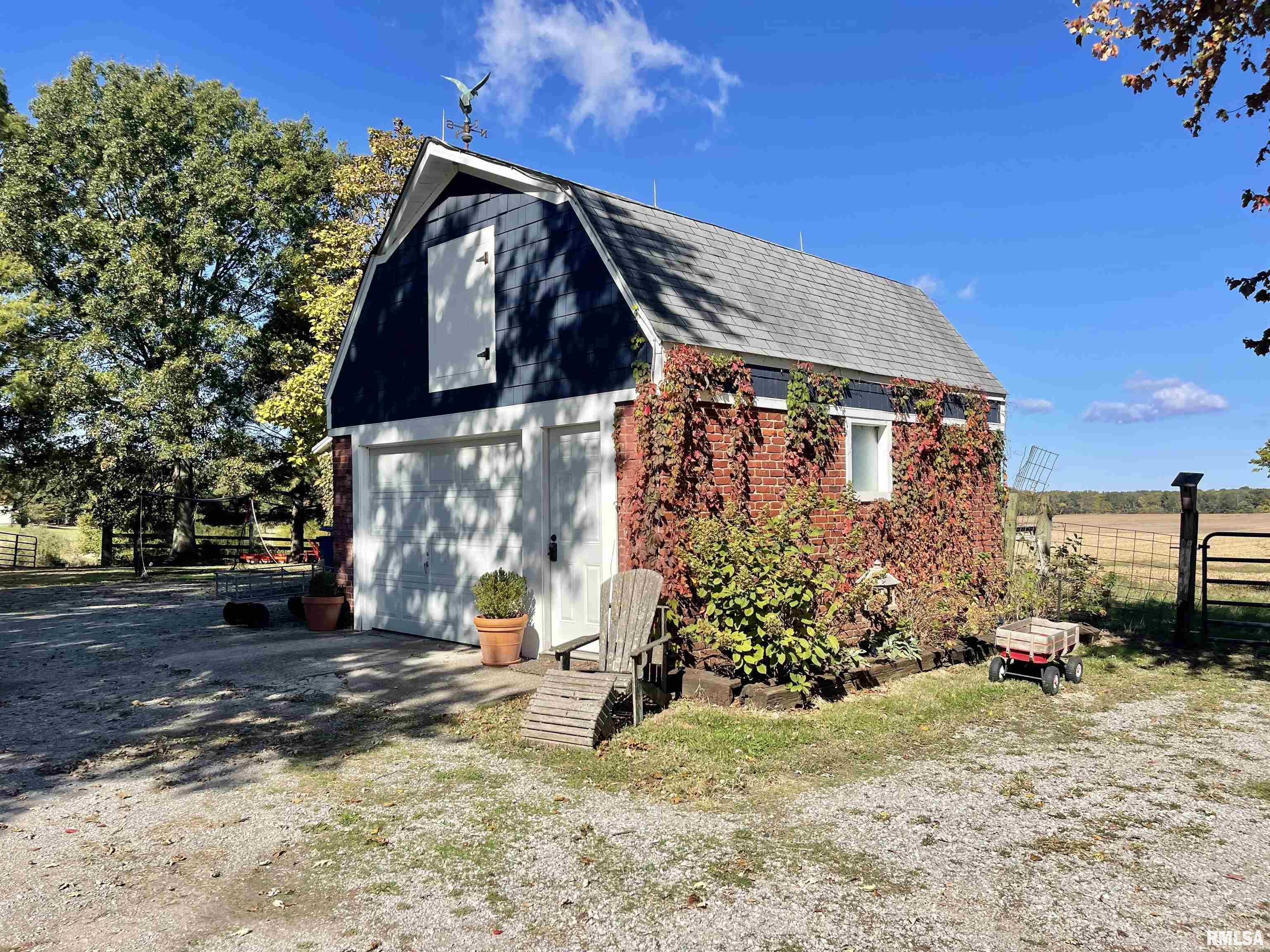 2021 Oglesby Road Harrisburg, IL 62946 - Photo 72 of 87