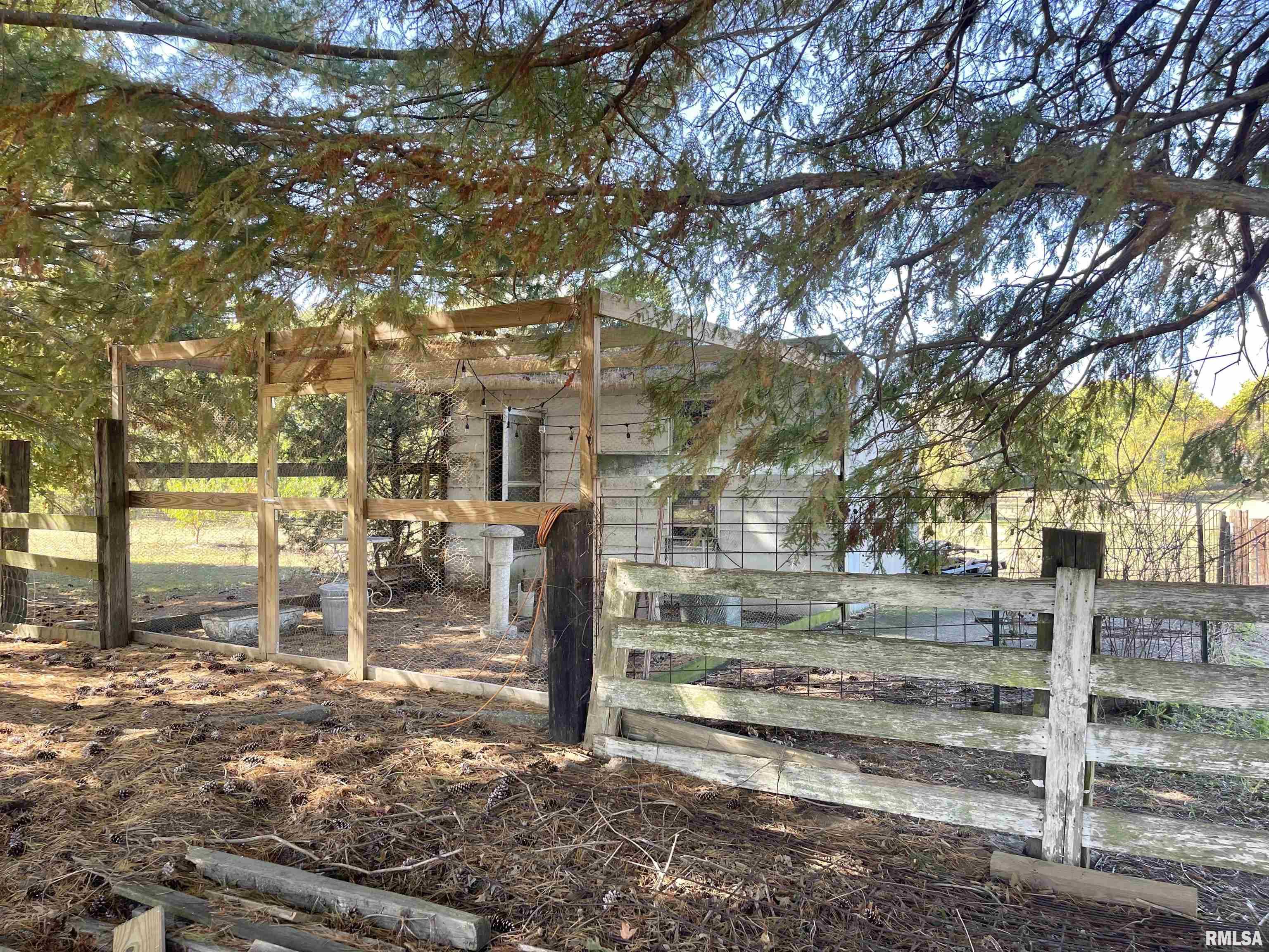 2021 Oglesby Road Harrisburg, IL 62946 - Photo 74 of 87