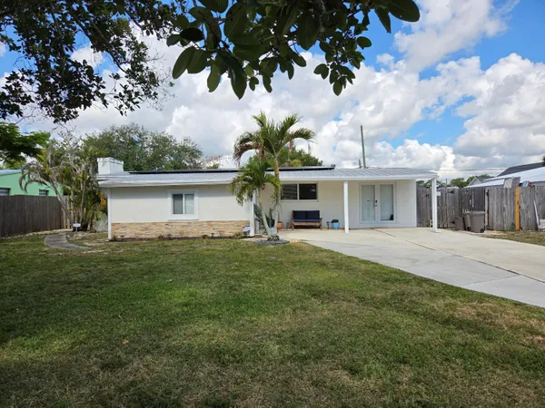 $4,150 | 18948 Southeast Homewood Avenue, Tequesta, FL 33469