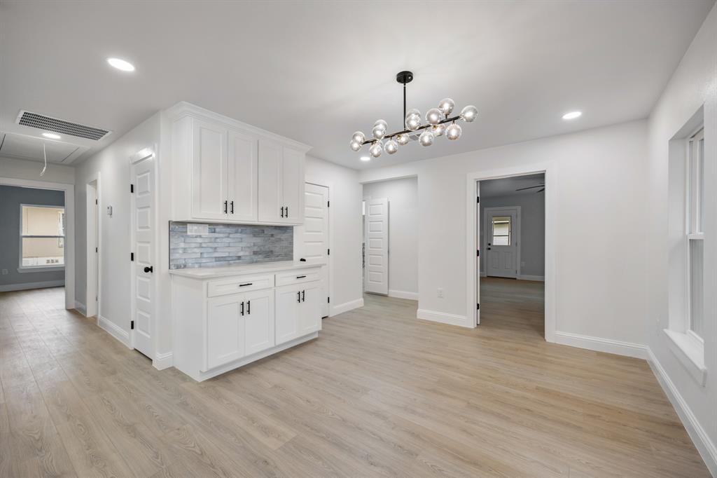 315 South Business Highway 78 Blue Ridge, TX 75424 - Photo 11 of 28 a view of a kitchen with electric appliances