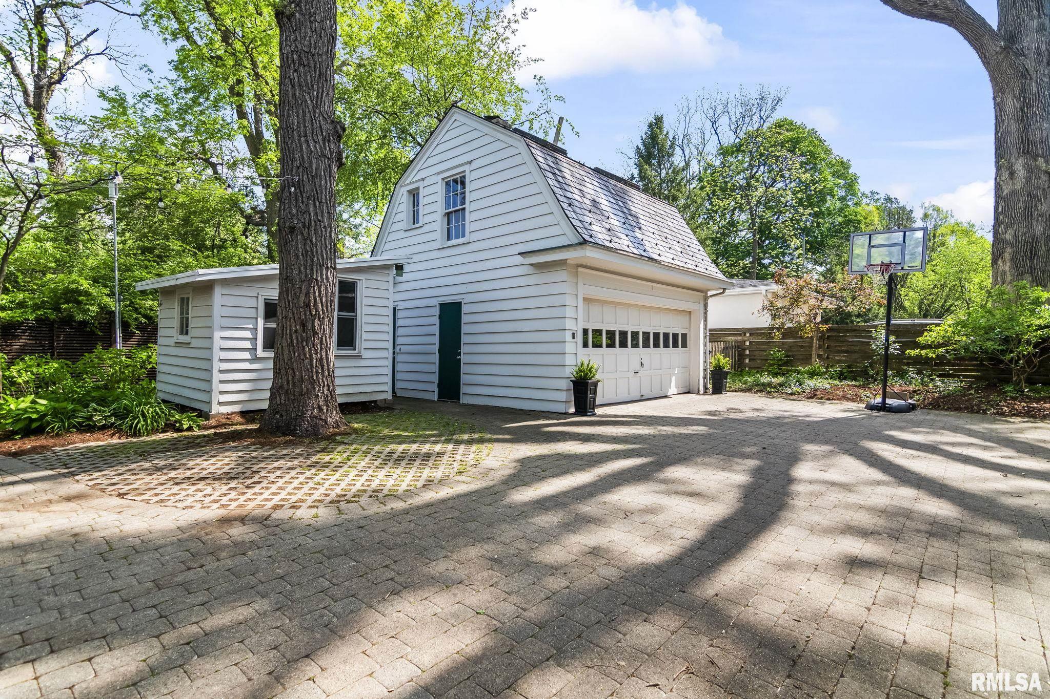 1645 Ruth Place Springfield, IL 62704 - Photo 36 of 37 Gallery Image 36