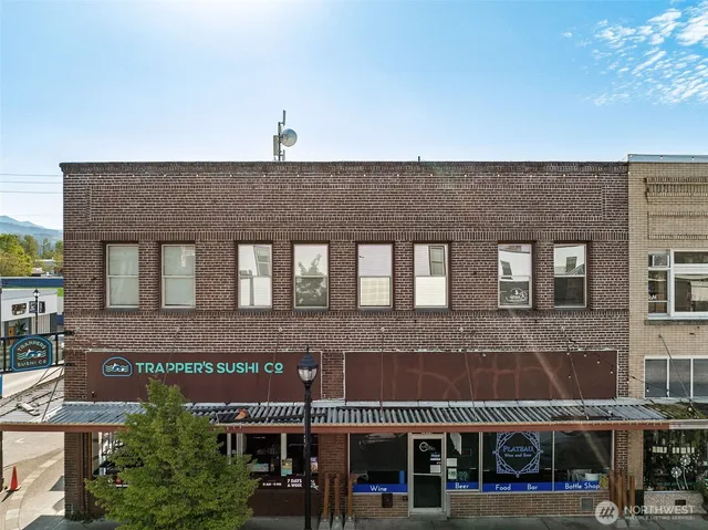 $2,600 | 1156 Griffin Avenue, Unit A, Enumclaw, WA 98022