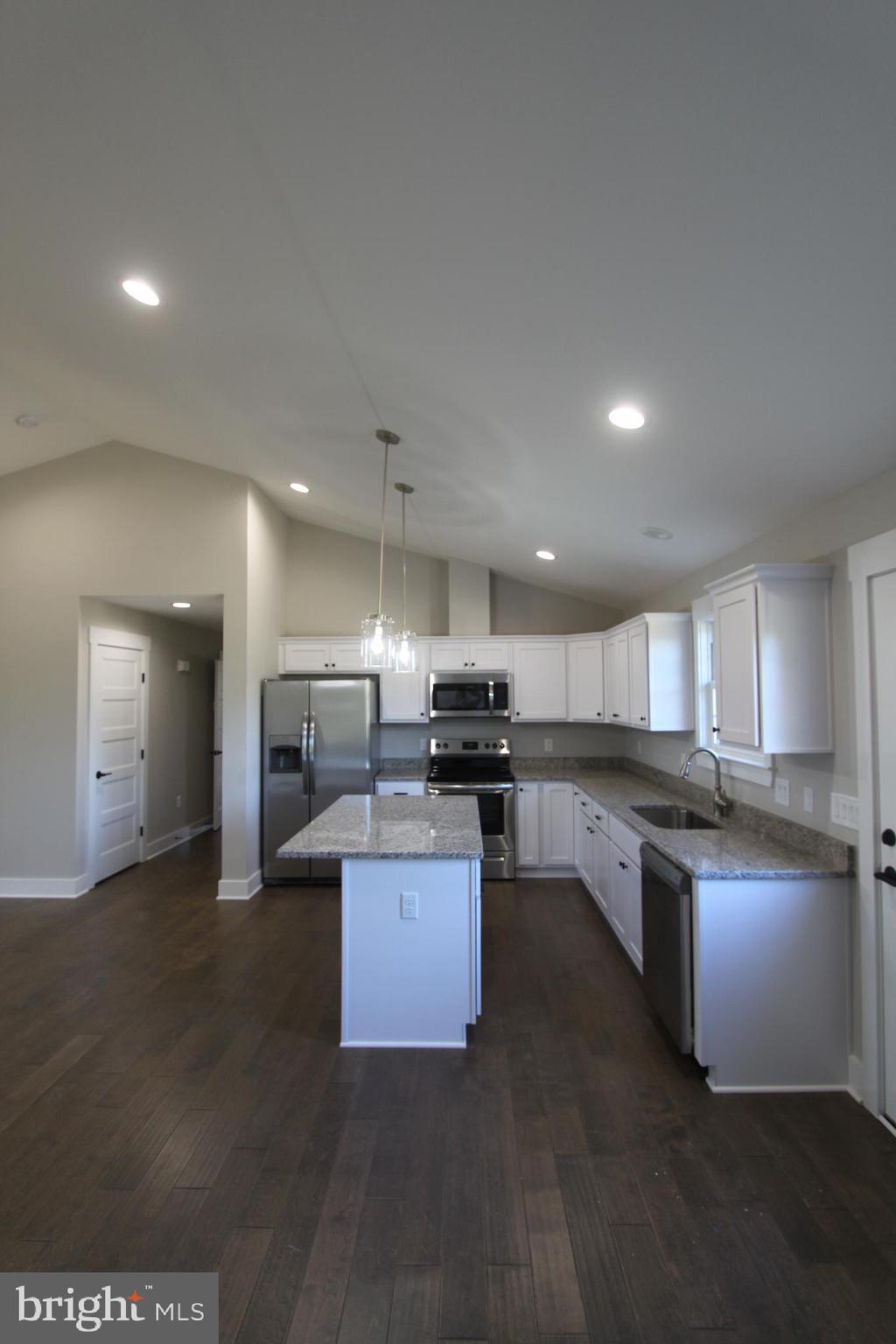 28049 Strawberry Hill Road Rhoadesville, VA 22542 - Photo 13 of 32 Gallery Image 13