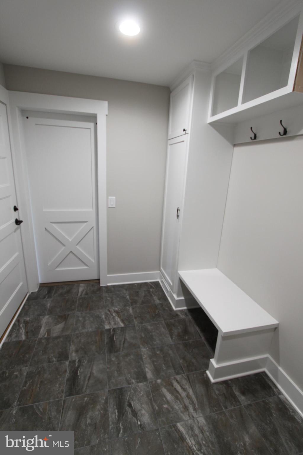 28049 Strawberry Hill Road Rhoadesville, VA 22542 - Photo 17 of 32 Laundry/mudroom built in