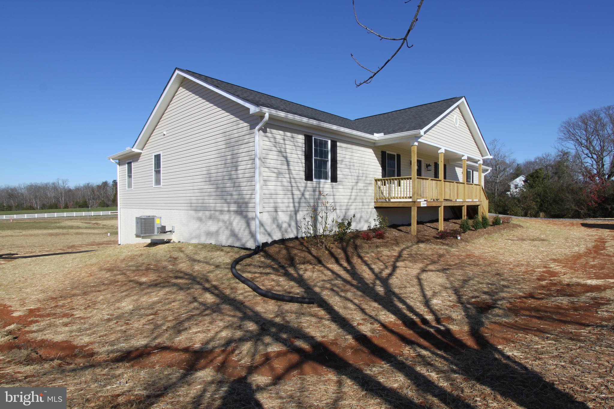 28049 Strawberry Hill Road Rhoadesville, VA 22542 - Photo 3 of 32 Gallery Image 3