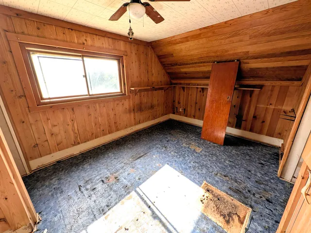 $55,000 | 1607 6th Street East, Ashland, WI 54806