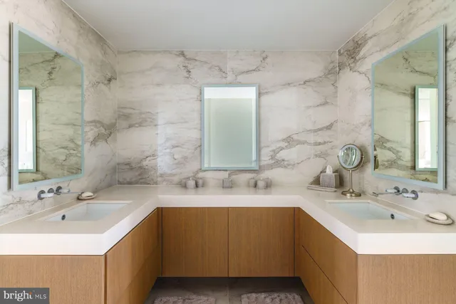 $2,950,000 | 2100 Hamilton Street, Unit 6A, Philadelphia, PA 19130