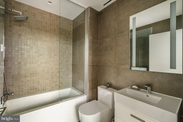 $2,950,000 | 2100 Hamilton Street, Unit 6A, Philadelphia, PA 19130