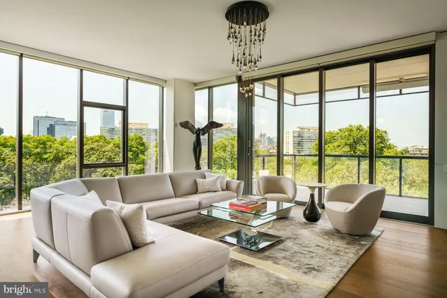 $2,950,000 | 2100 Hamilton Street, Unit 6A, Philadelphia, PA 19130