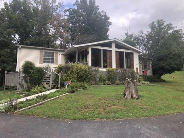 545 Johnson Road Kodak, TN 37764 - Photo 2 of 31 IMG_2801