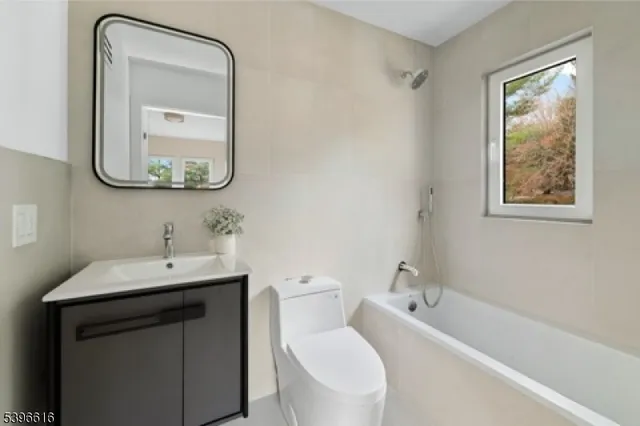 $2,185,000 | 183 Lake Road, Morristown, NJ 07960