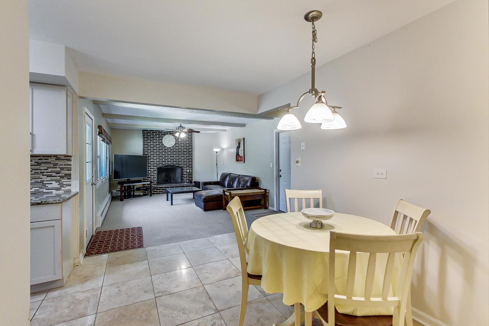 1663 Longvalley Drive Northbrook, IL 60062 - Photo 11 of 30