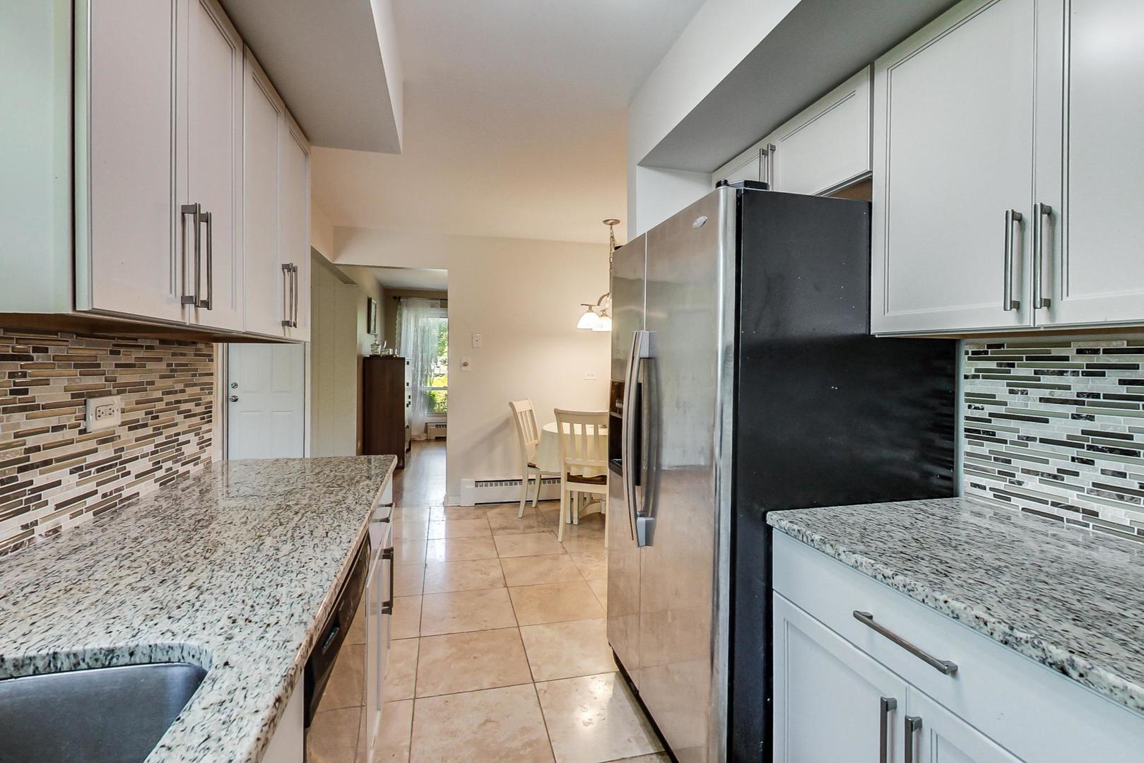 1663 Longvalley Drive Northbrook, IL 60062 - Photo 7 of 30