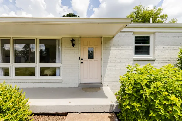 $2,650 | 2826 Twin Lawn Drive, Nashville, TN 37214