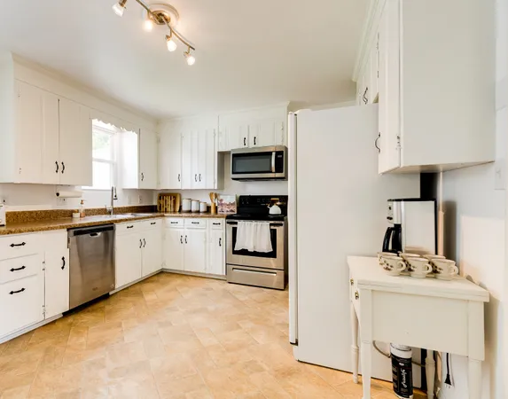 $2,650 | 2826 Twin Lawn Drive, Nashville, TN 37214