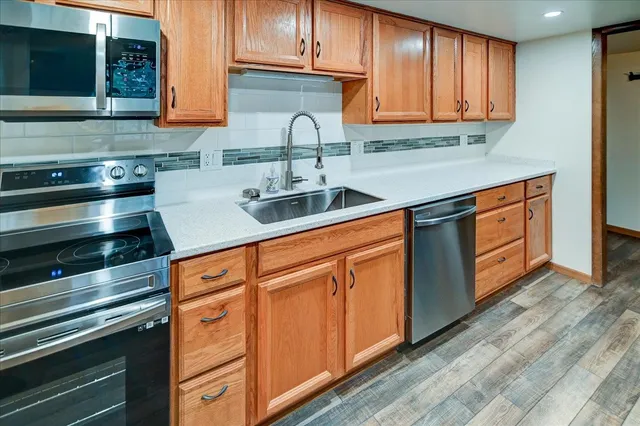 $260,000 | 6302 Mineral Point Road, Unit 321, Madison, WI 53705