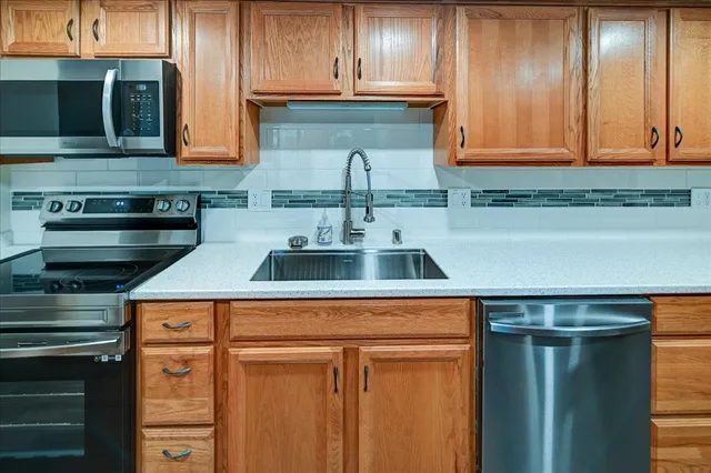 $260,000 | 6302 Mineral Point Road, Unit 321, Madison, WI 53705