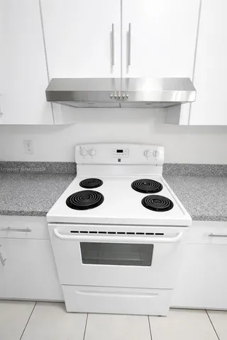 $285,000 | 2530 West 67th Place, Unit 1229, Hialeah, FL 33016