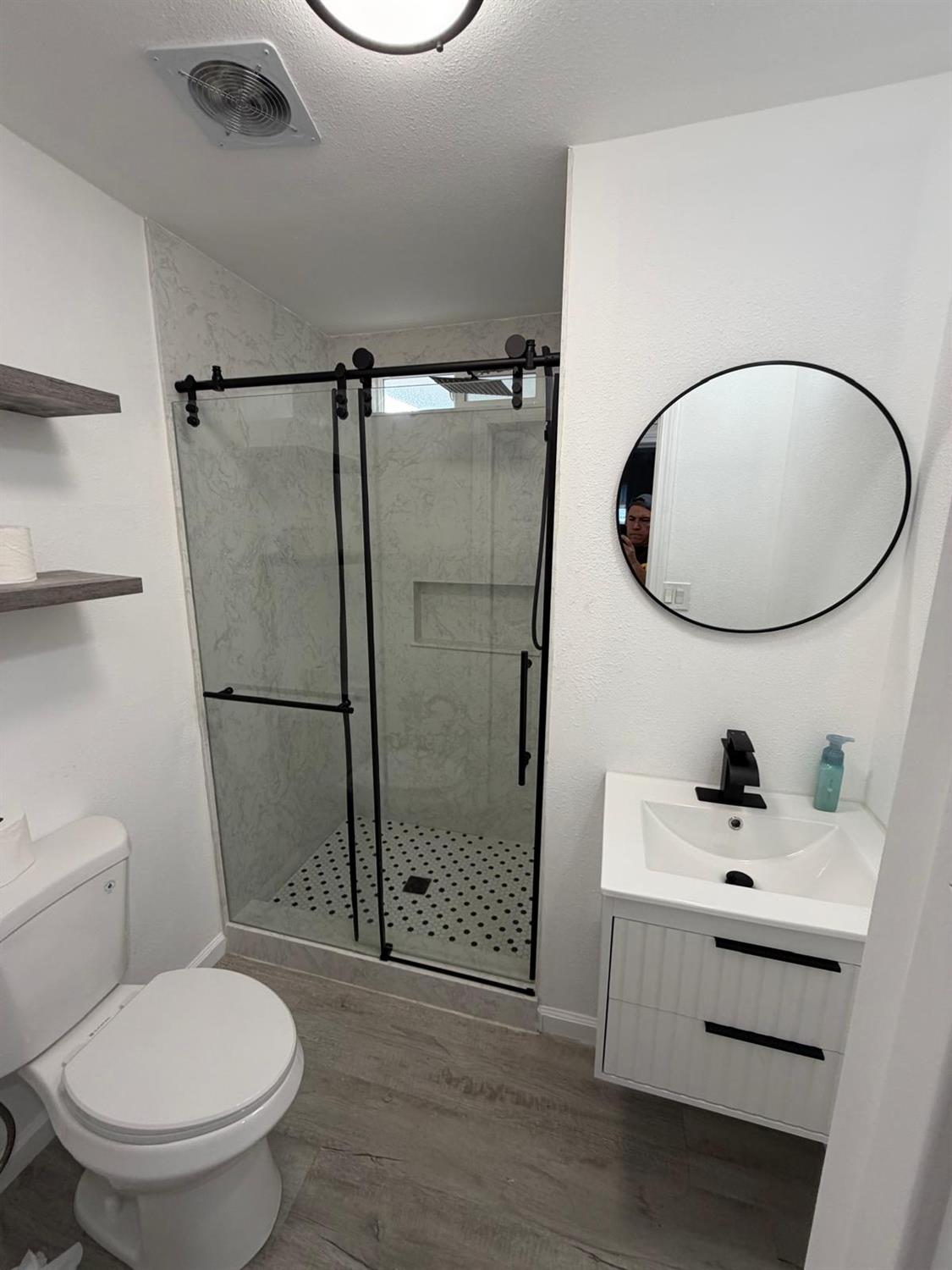 2845 East Hatch Road, Unit 104 Ceres, CA 95351 - Photo 2 of 8