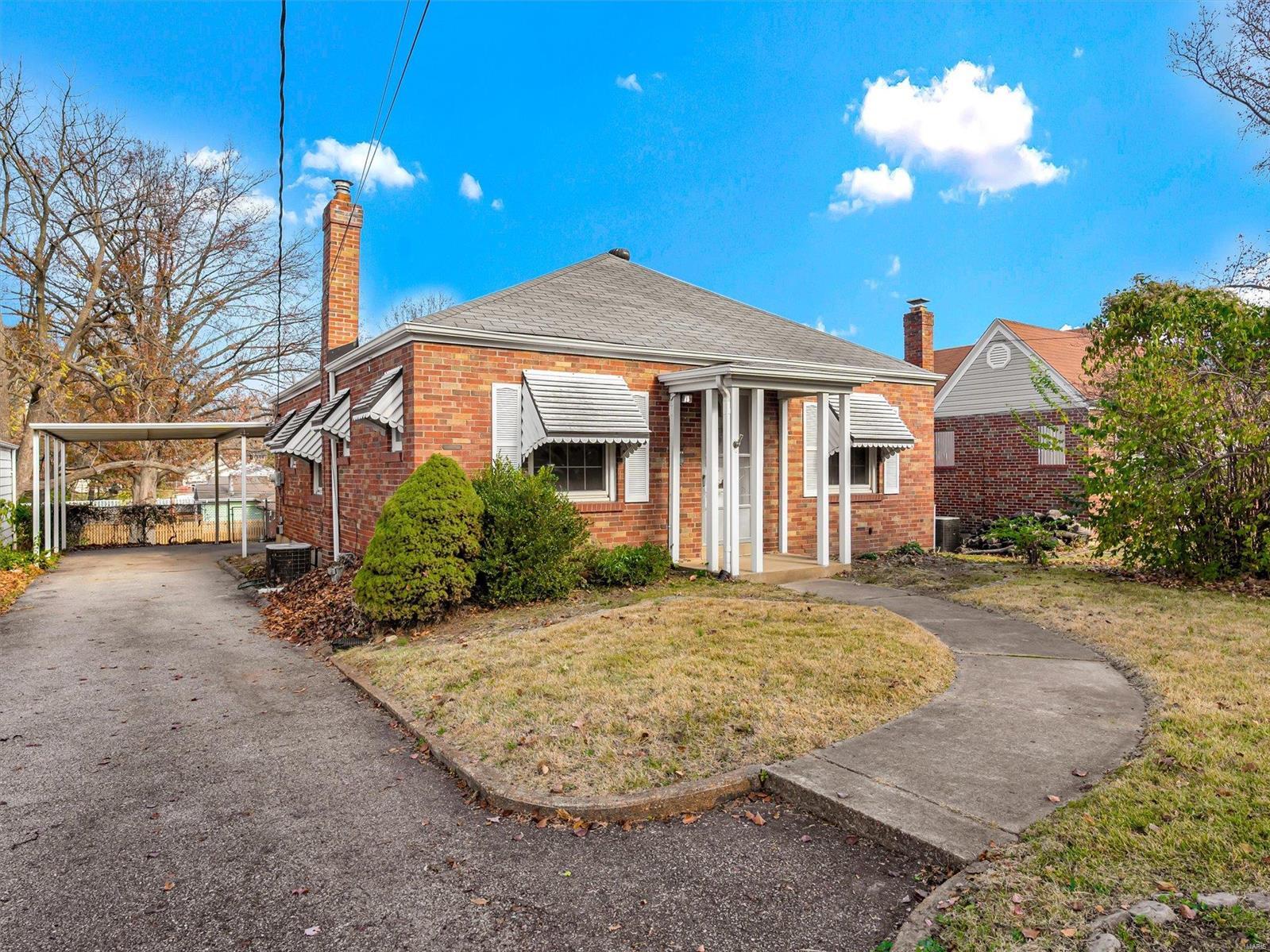6003 Heege Road St. Louis, MO 63123 - Photo 3 of 28 Gallery Image 3