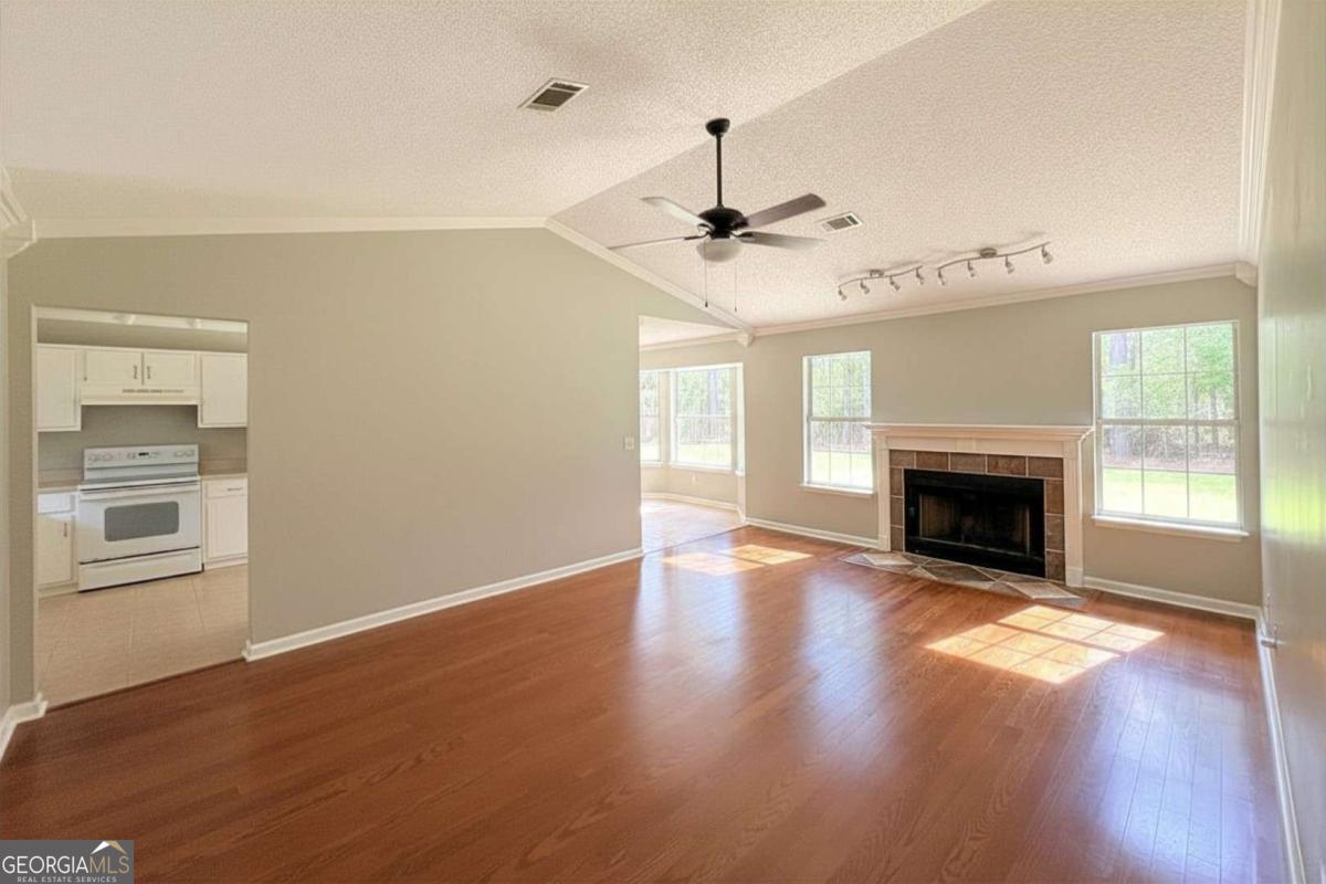 236 Woodbridge Road Kingsland, GA 31548 - Photo 5 of 44