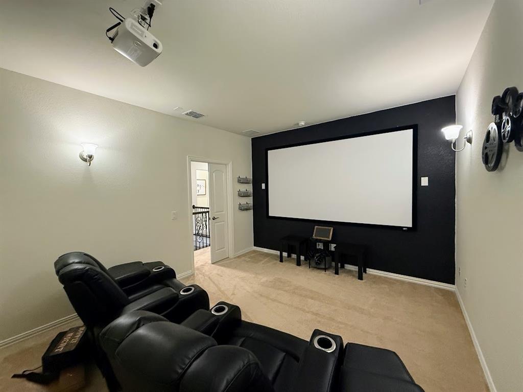 1109 Pinnacle Ridge Road Fort Worth, TX 76052 - Photo 27 of 40 a room with furniture and screen