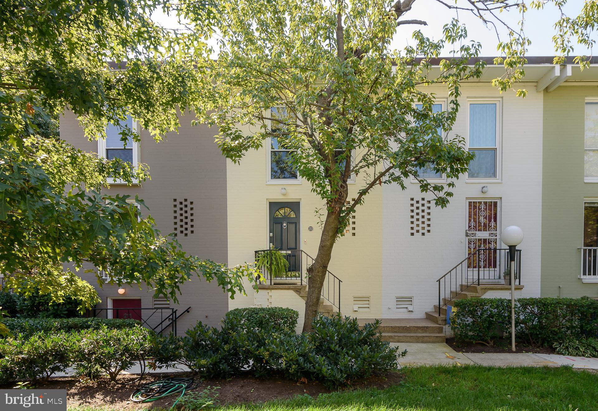 213 G Street Southwest, Unit 132 Washington, DC 20024 - Photo 2 of 27 Located in Capitol Park IV