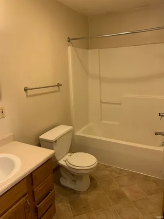 $895 | 2836 Plaza Lane, Lafayette, IN 47909